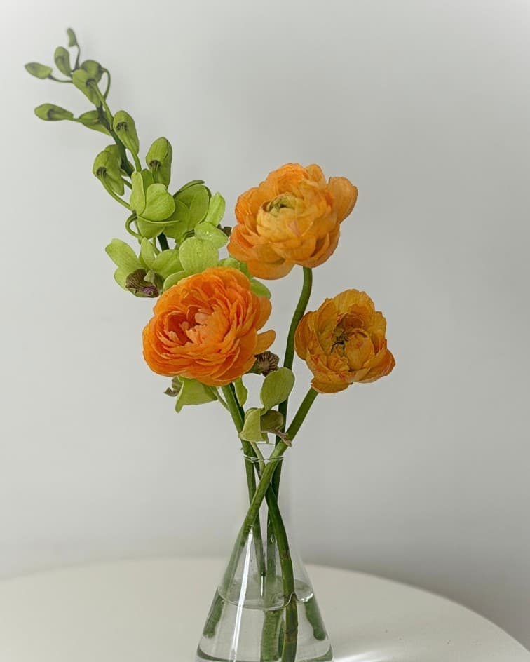 Floral arrangement by Petal Friend, Los Angeles